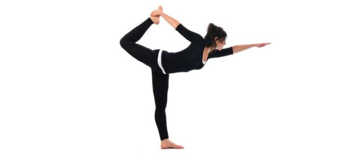 Poses de yoga combinadas con ejercicios HIIT