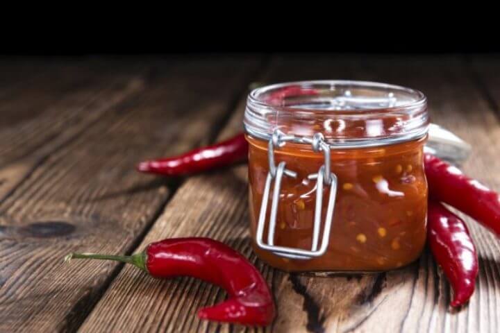El ketchup contiene una gran cantidad de sodio