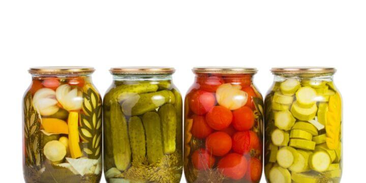 Cómo crear verduras en escabeche con especias