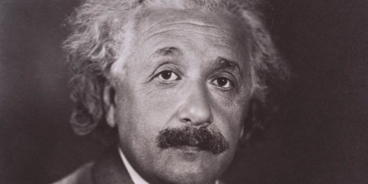 Hábitos raros de gente conocida por su inteligencia