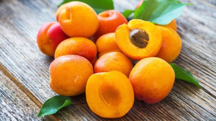 El albaricoque es una fruta baja en azúcares 