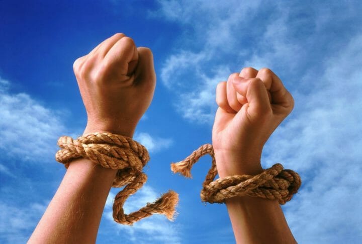 Cómo liberarte de los pensamientos negativos