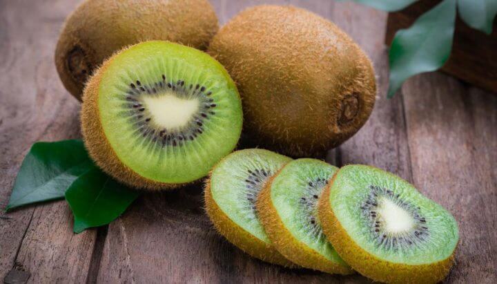 Hacer dieta comiendo kiwi