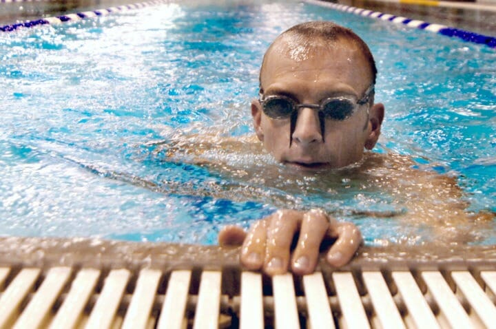 Ejercicios militares para hacer en la piscina