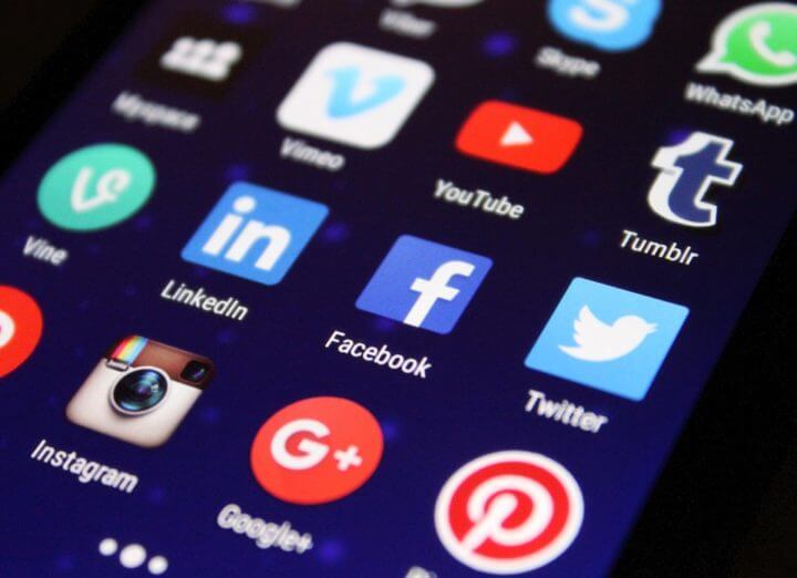 Usar menos las redes sociales para vivir una vida sin arrepentimientos