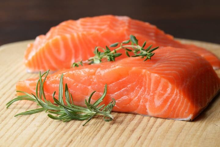 El salmón te ayuda a mejorar la salud cerebral