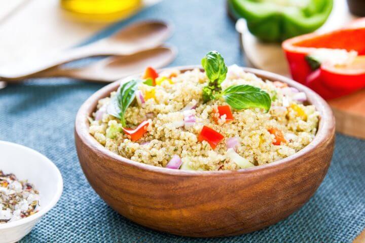 Cena saludable de quinoa y jengibre