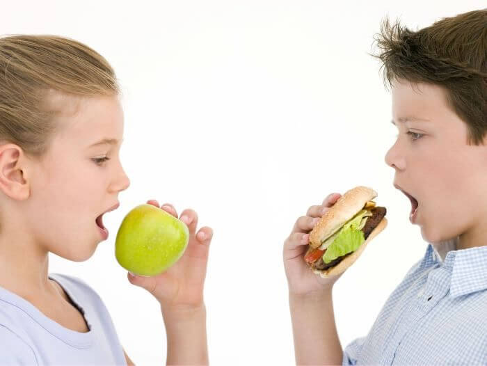 Los adolescentes deben evitar el consumo de alimentos procesados 