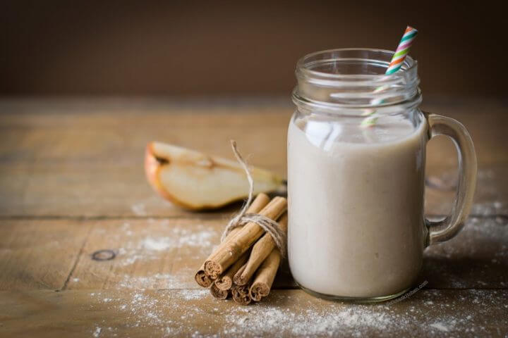 Cómo preparar un smoothie de canela