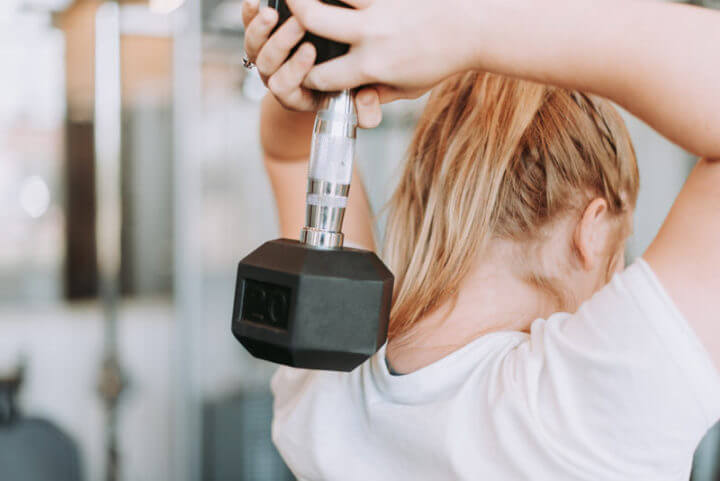 Entrenamiento para principiantes con mancuernas