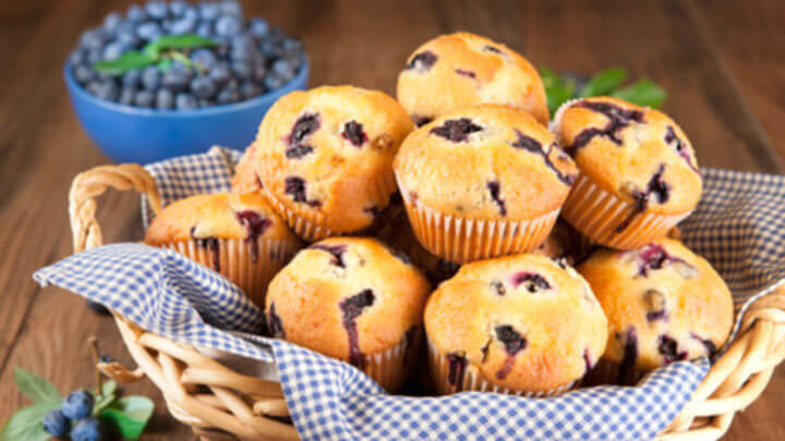Cómo hacer muffins de arándanos saludables