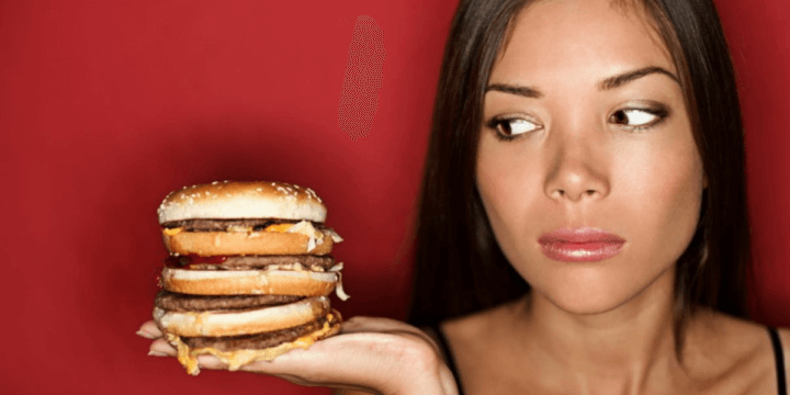 ¿La carne de la comida rápida tiene antibióticos?