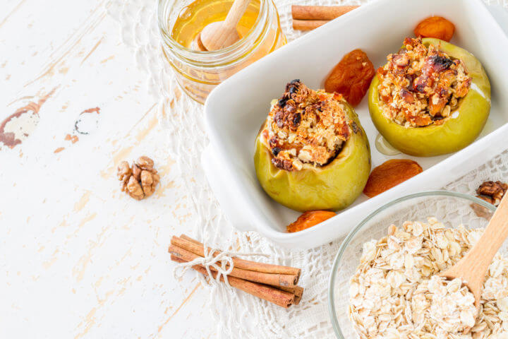 Los beneficios de las manzanas horneadas en el desayuno