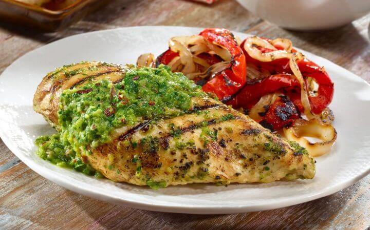 Cómo hacer pollo con chimichurri