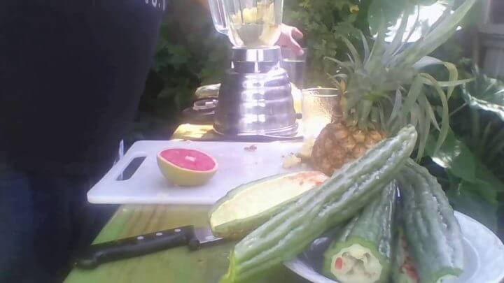 ¿Cómo preparar jugo de melón amargo para bajar de peso?