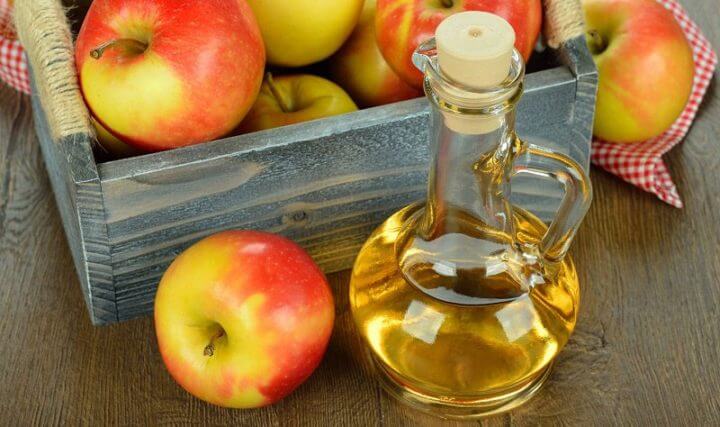 El poder del vinagre de manzana para blanquear los dientes