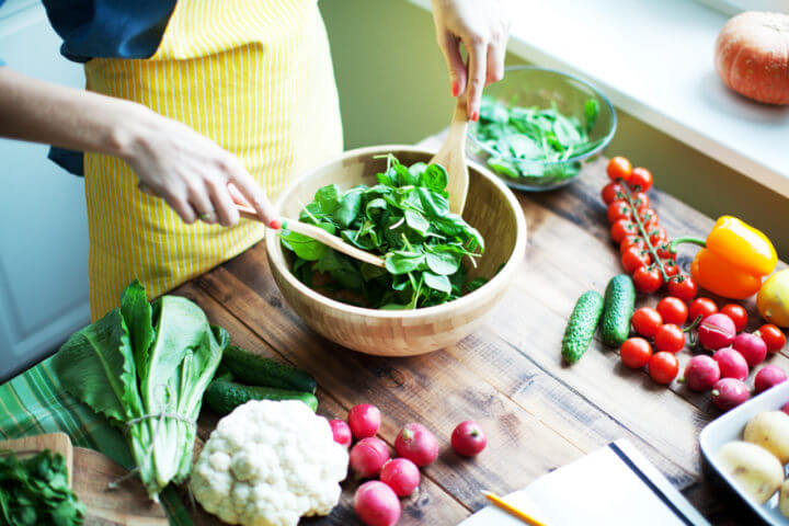 ¿Cómo saber cuál es la ensalada perfecta para perder peso?
