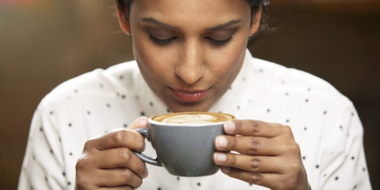 tomar café