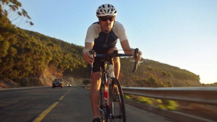 hombre ciclista
