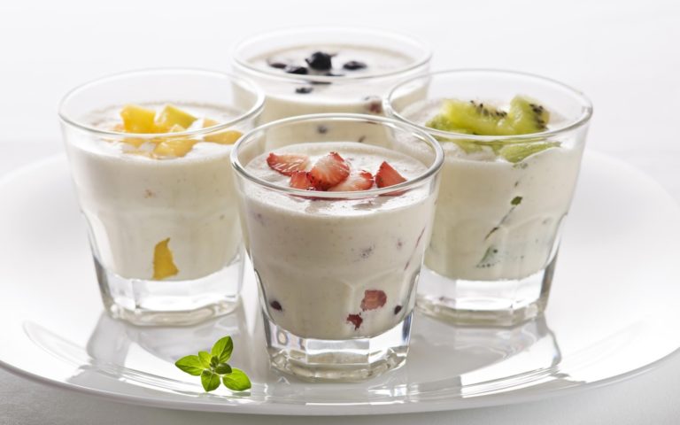 Tomar yogurt helado