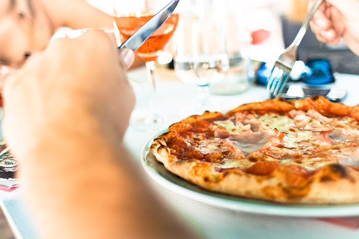 la mejor manera de evitar comer demasiado