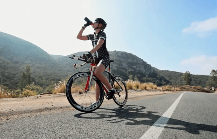 ¿Cuál debe ser la hidratación óptima en triatlón?