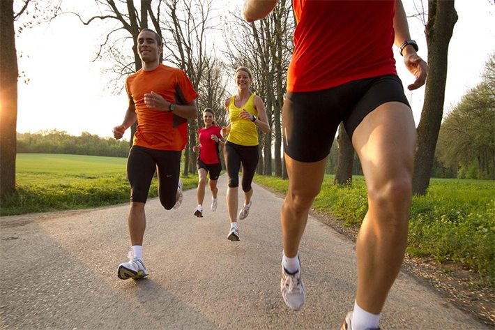que debes comer antes de una carrera de running