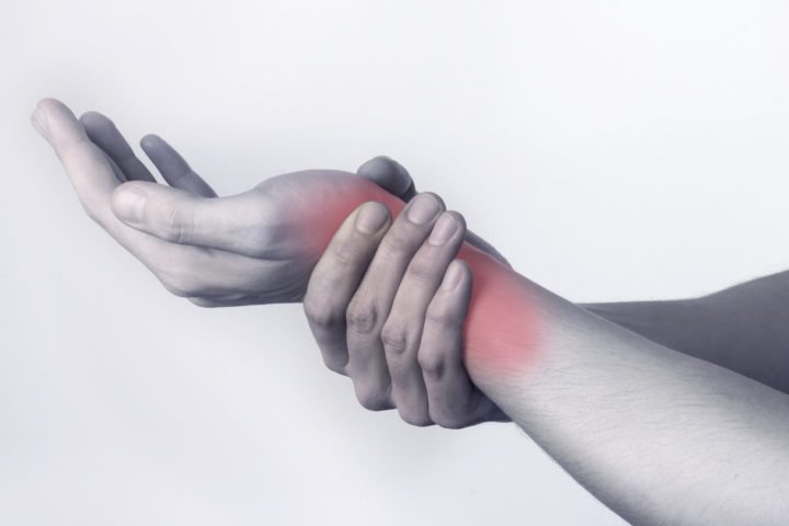 Cómo prevenir el dolor de muñecas entrenando