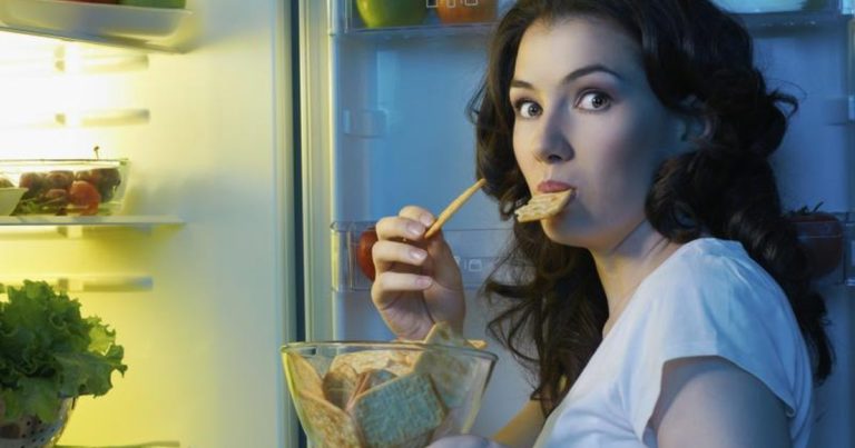 Beneficios de comer por la noche