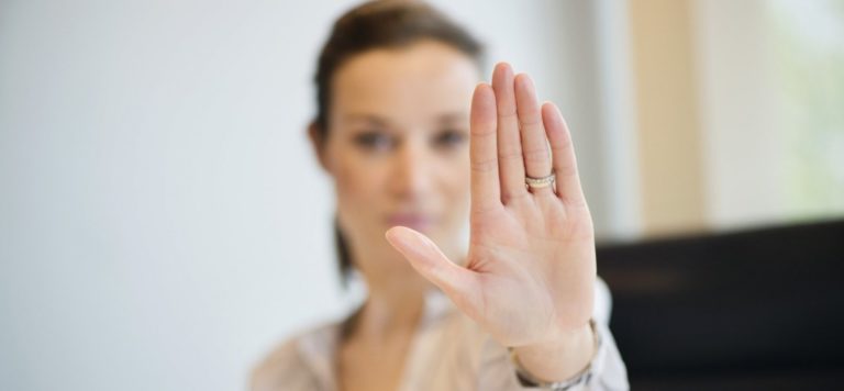 Cómo protegerse de relaciones manipulativas
