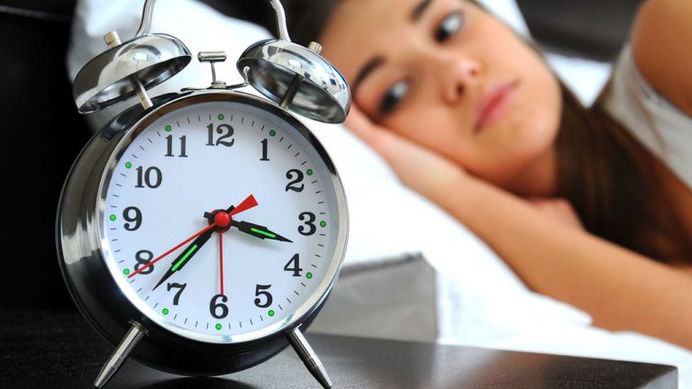 Cómo tratar el insomio