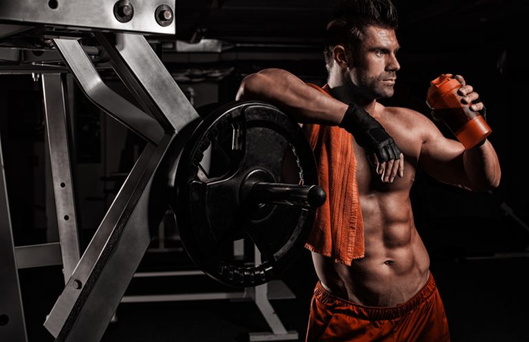Aparatos de gimnasio para desarrollar músculo