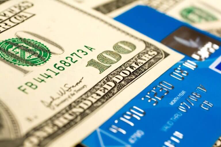 Reglas económicas para seguir a los 20 años