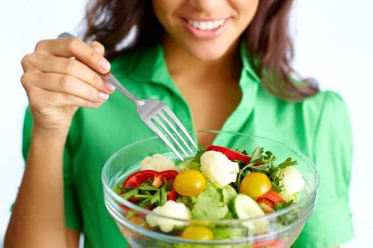 Comer verduras de forma apetitosa