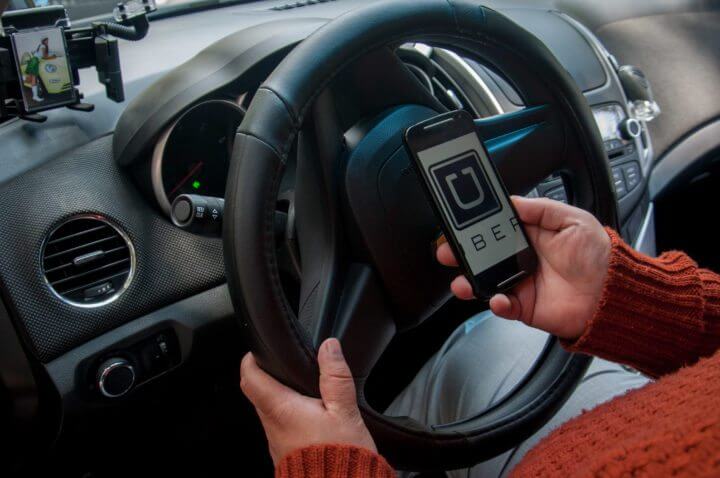 Razones por las cuales un conductor de uber puede ser expulsado