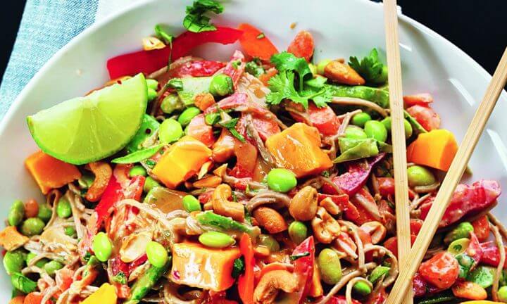 Recetas saludables de ensaladas con mucha proteína