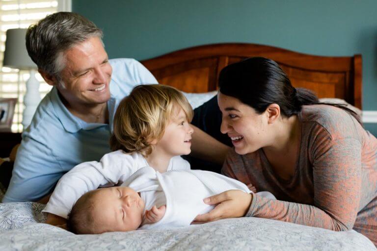 Relación de la salud de los niños con ingresos de sus padres