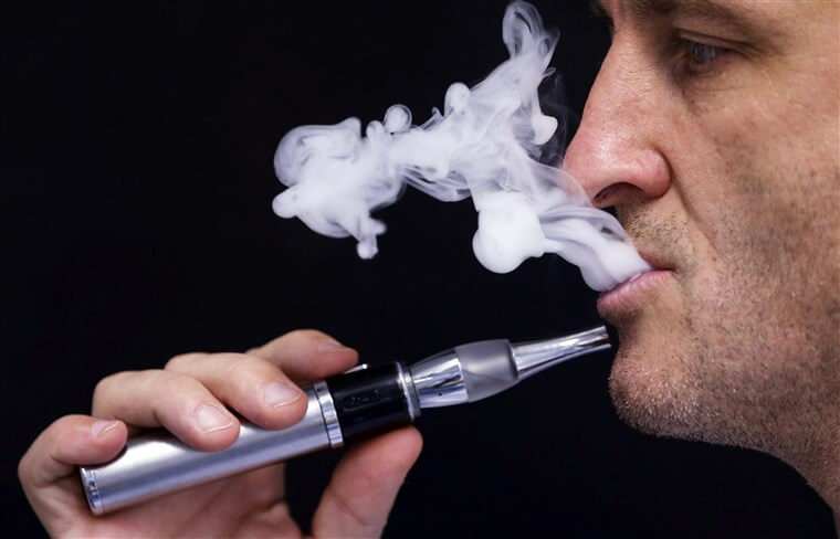 ¿Los cigarrillos electrónicos producen sibilancias?