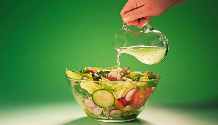 Aderezos saludables para ensaladas cetogénicas