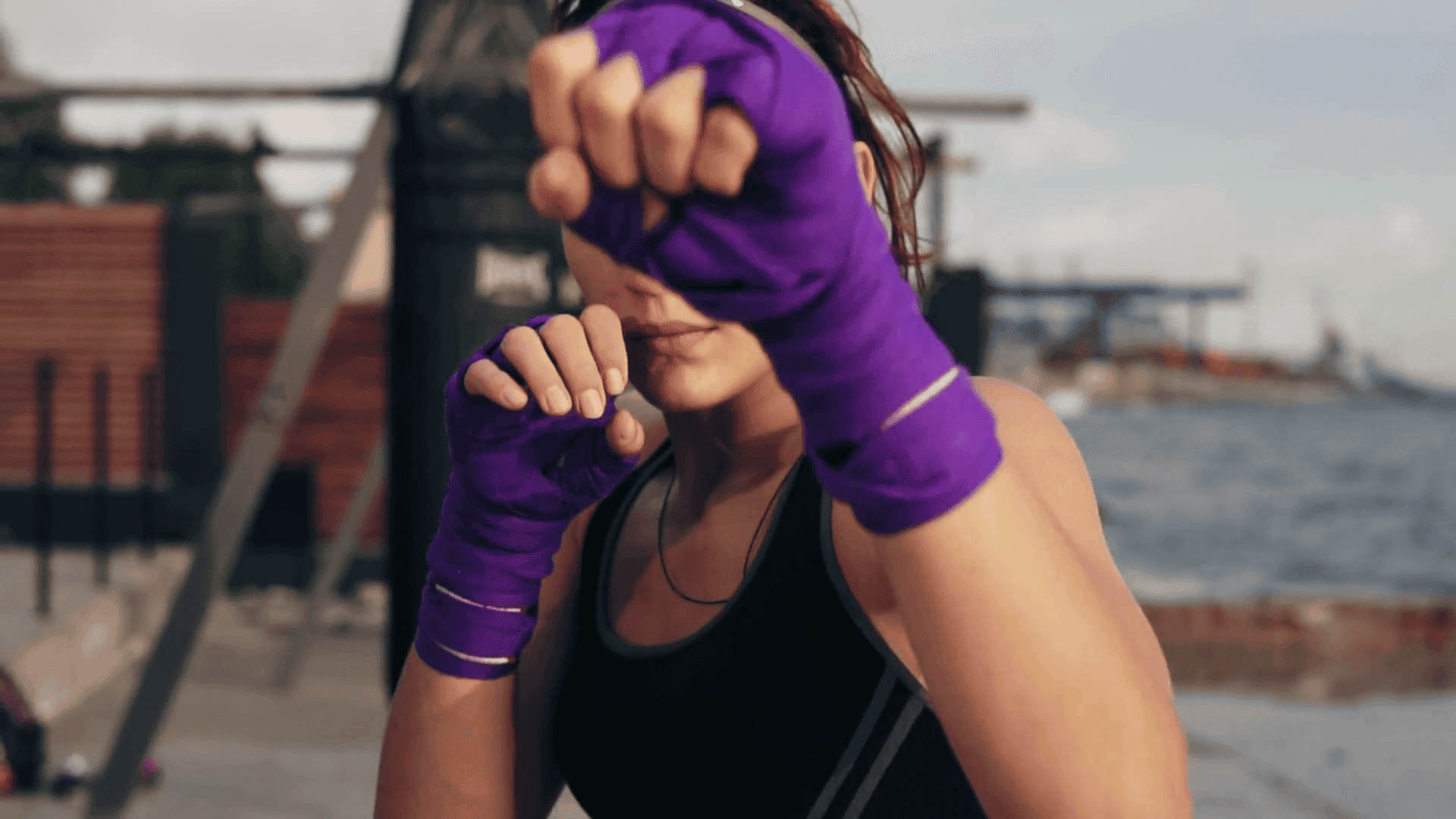 Cómo se deben vendar las manos antes de practicar boxeo? - Grupo Milenio