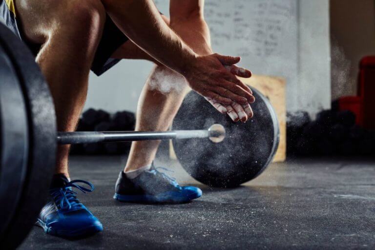 ¿Cómo ganar confianza al entrenar con pesas?