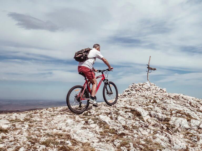 Cómo preparar tu cuerpo para practicar ciclismo en altitud