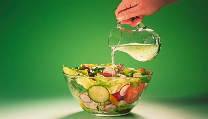 Cómo hacer una ensalada cetogénica