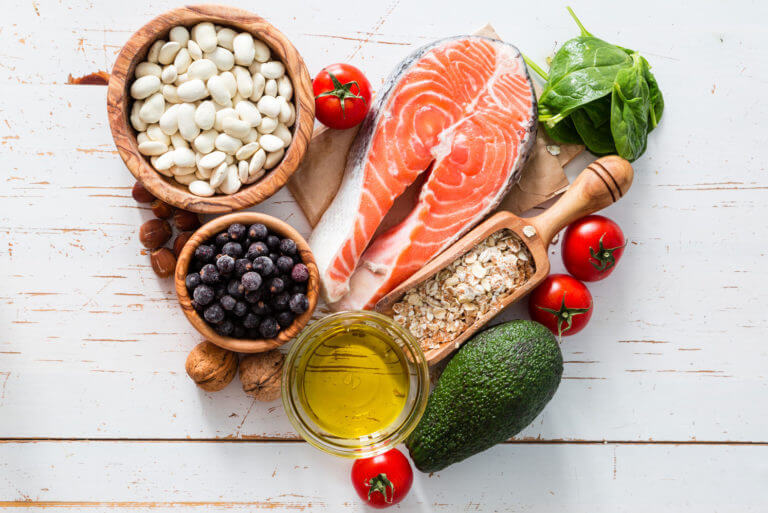 Cómo adherirse a una dieta saludable