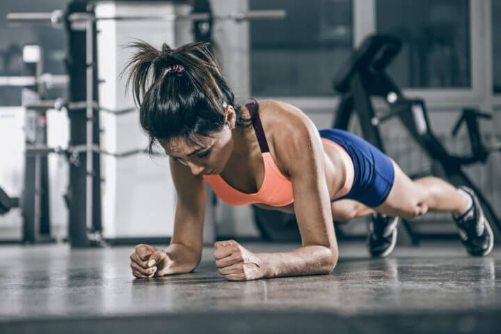 Los mejores isométricos para fortalecer el abdomen