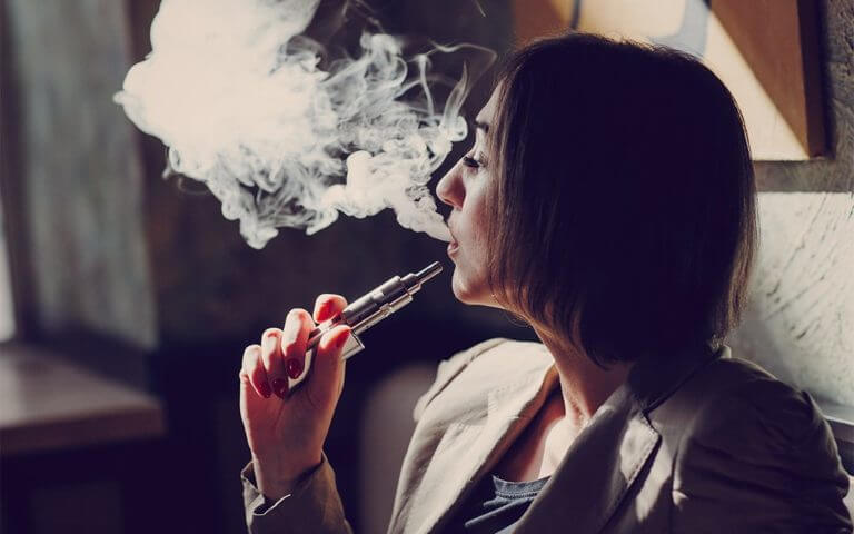 Efectos del vaping en el microbioma de tu boca