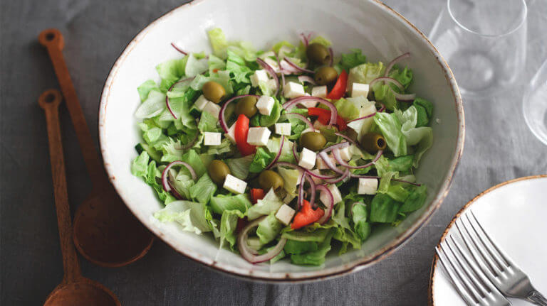 Cómo hacer la mejor ensalada para perder peso